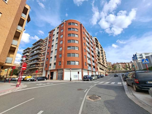 Apartamento en Venta en Calle José María Bacigalupe, 3 en Haro