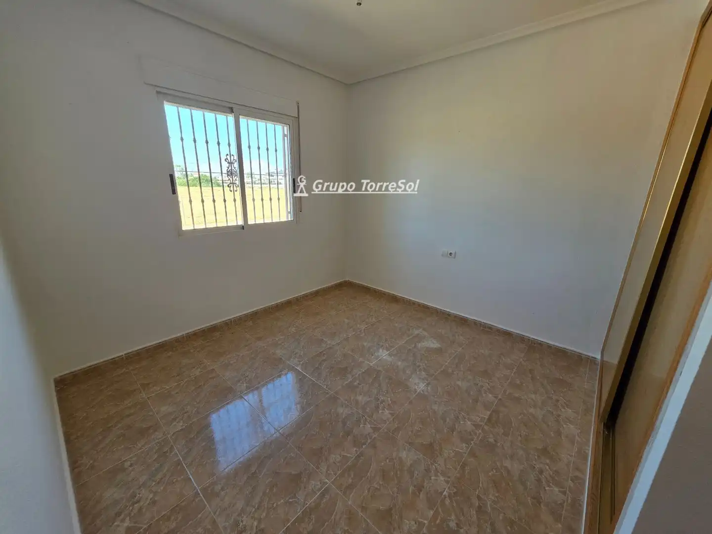 Casa o xalet en venda en Catral amb Calefacció, Jardí privat i Terrassa