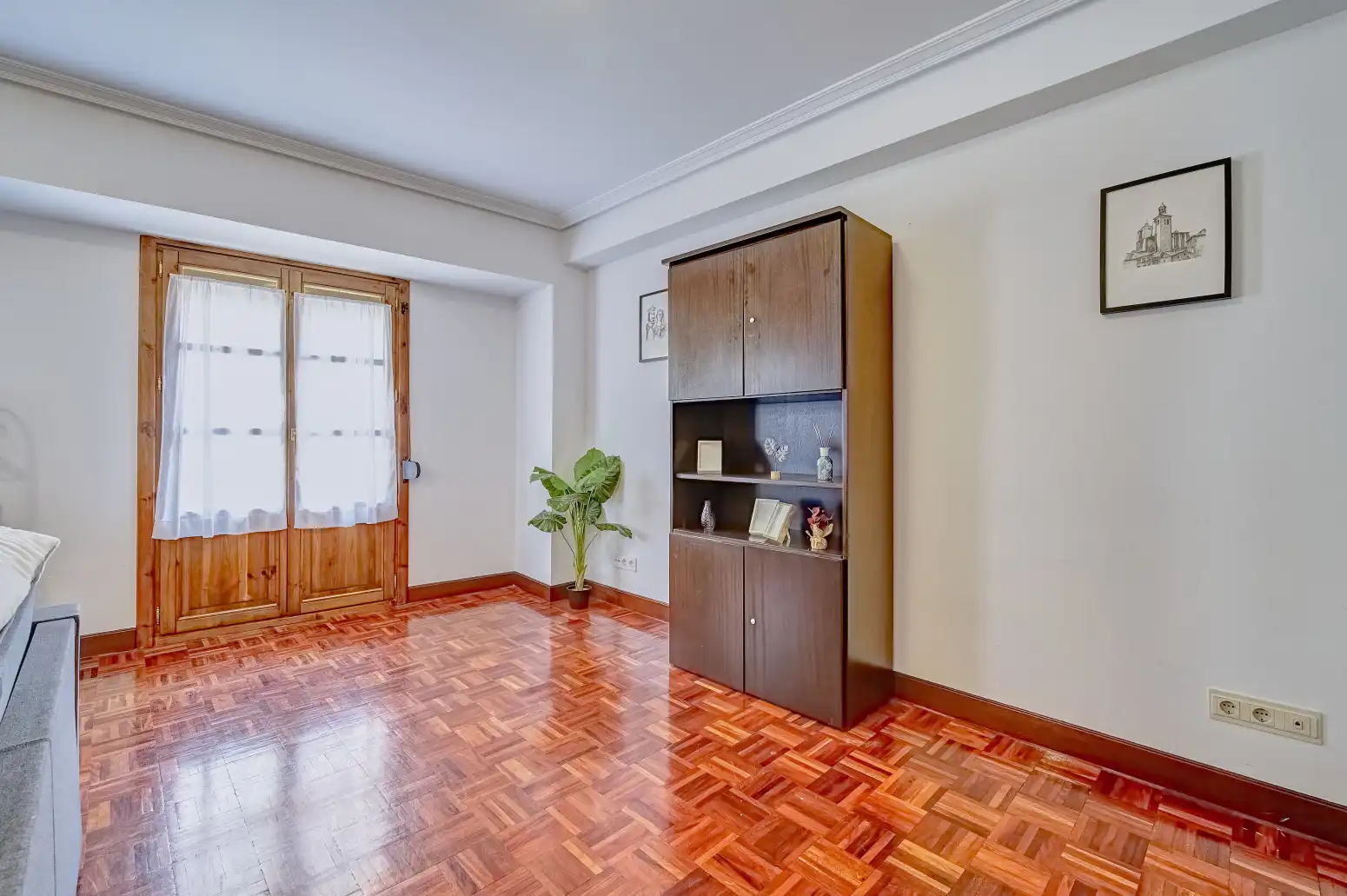 Sala de estar de Ático en venta en  Pamplona / Iruña con Calefacción, Parquet y Balcón
