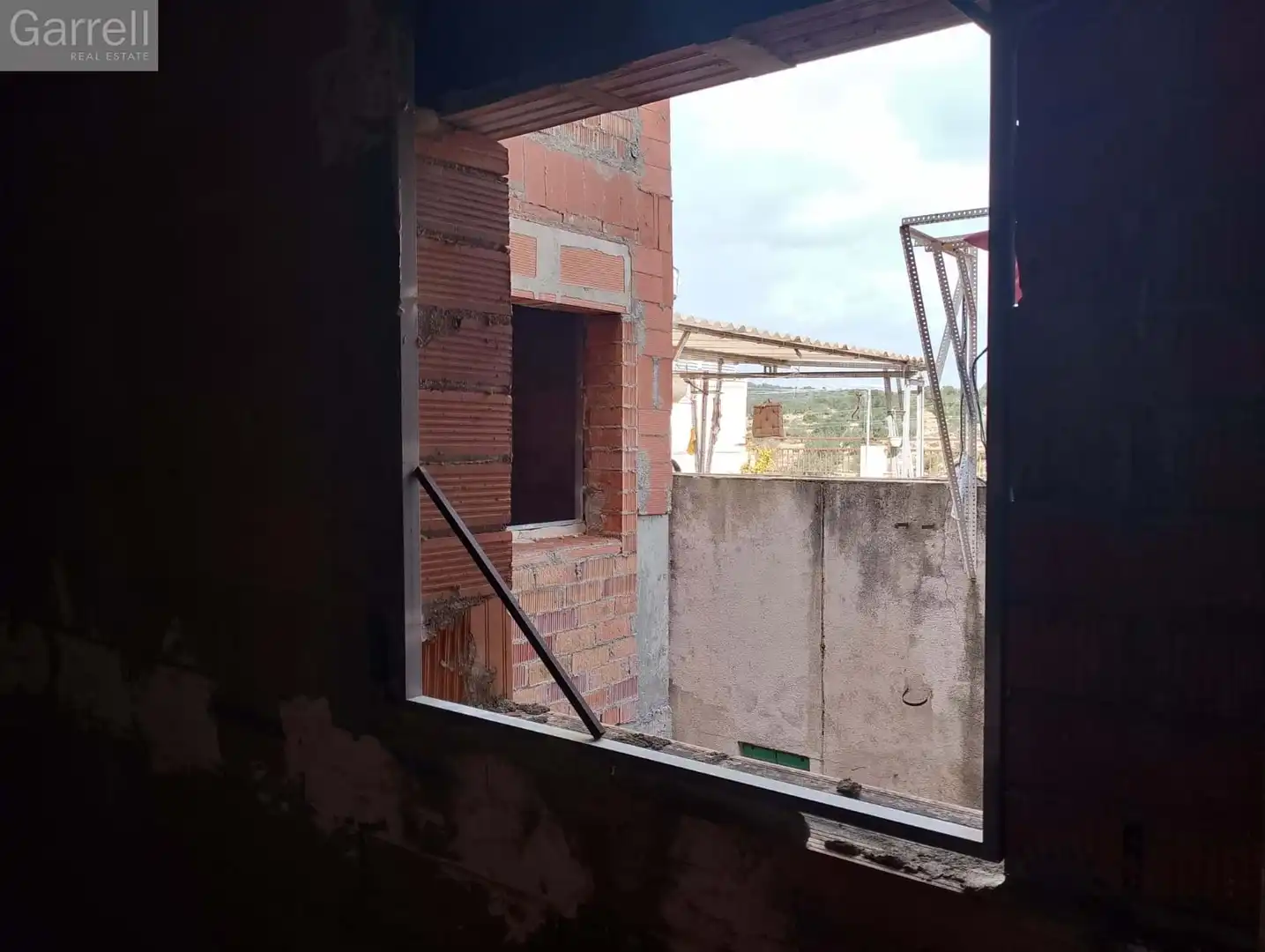 Terrassa de Edifici en venda en La Pobla de Montornès  