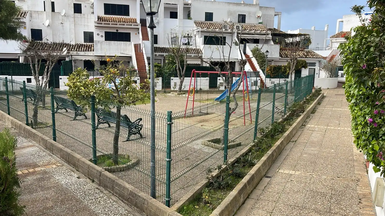 Parking de Apartamento en venta en El Portil con Terraza, Amueblado y Piscina comunitaria