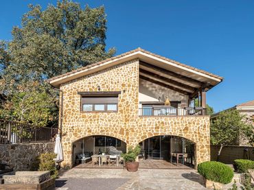 Villa avec piscine à vendre à Becerril de la Sierra