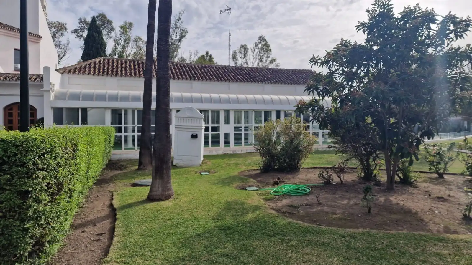 Vista exterior de Piso en venta en Marbella con Aire acondicionado, Terraza y Amueblado
