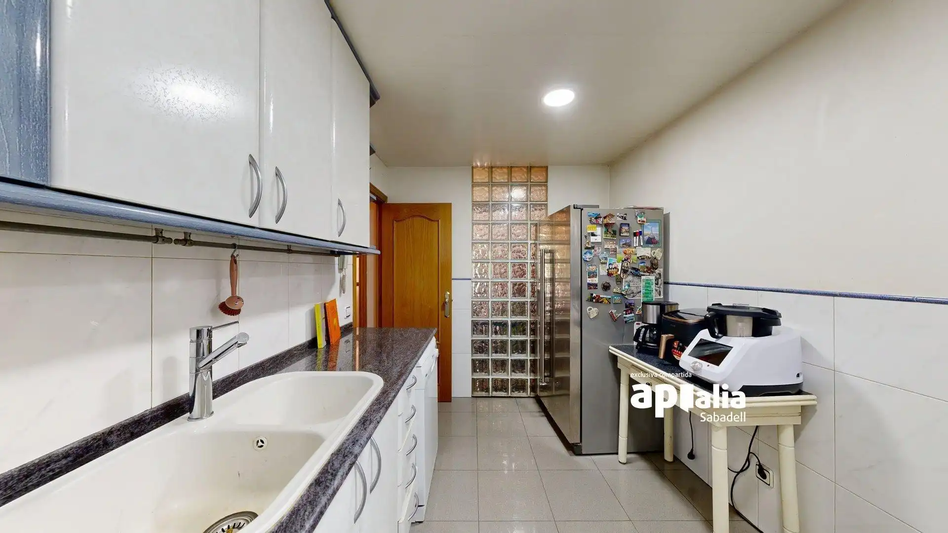 Küche von Wohnung zum Verkauf in Barberà del Vallès mit Klimaanlage, Heizung und Balkon