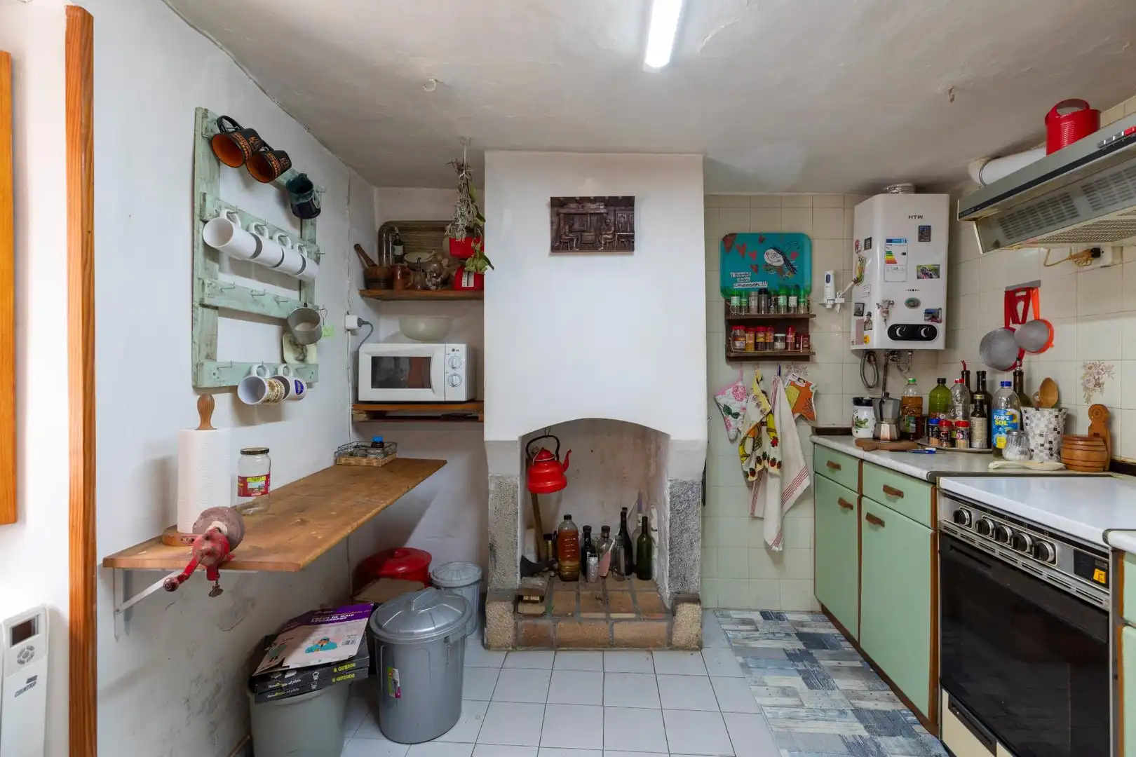 Cocina de Finca rústica en venta en Biescas con Calefacción y Jardín privado