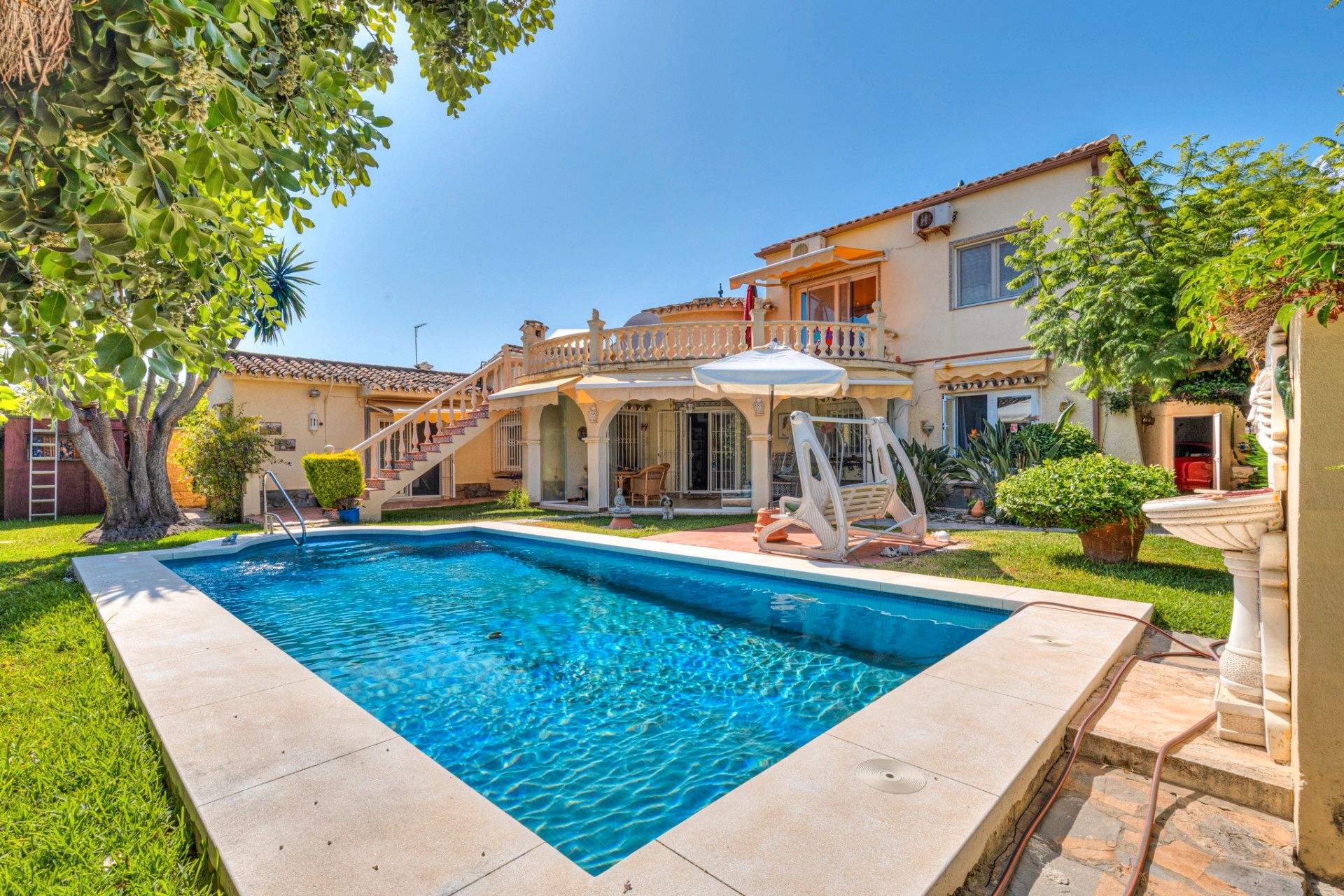 Jardí de Casa o xalet en venda en Estepona amb Jardí privat, Terrassa i Piscina