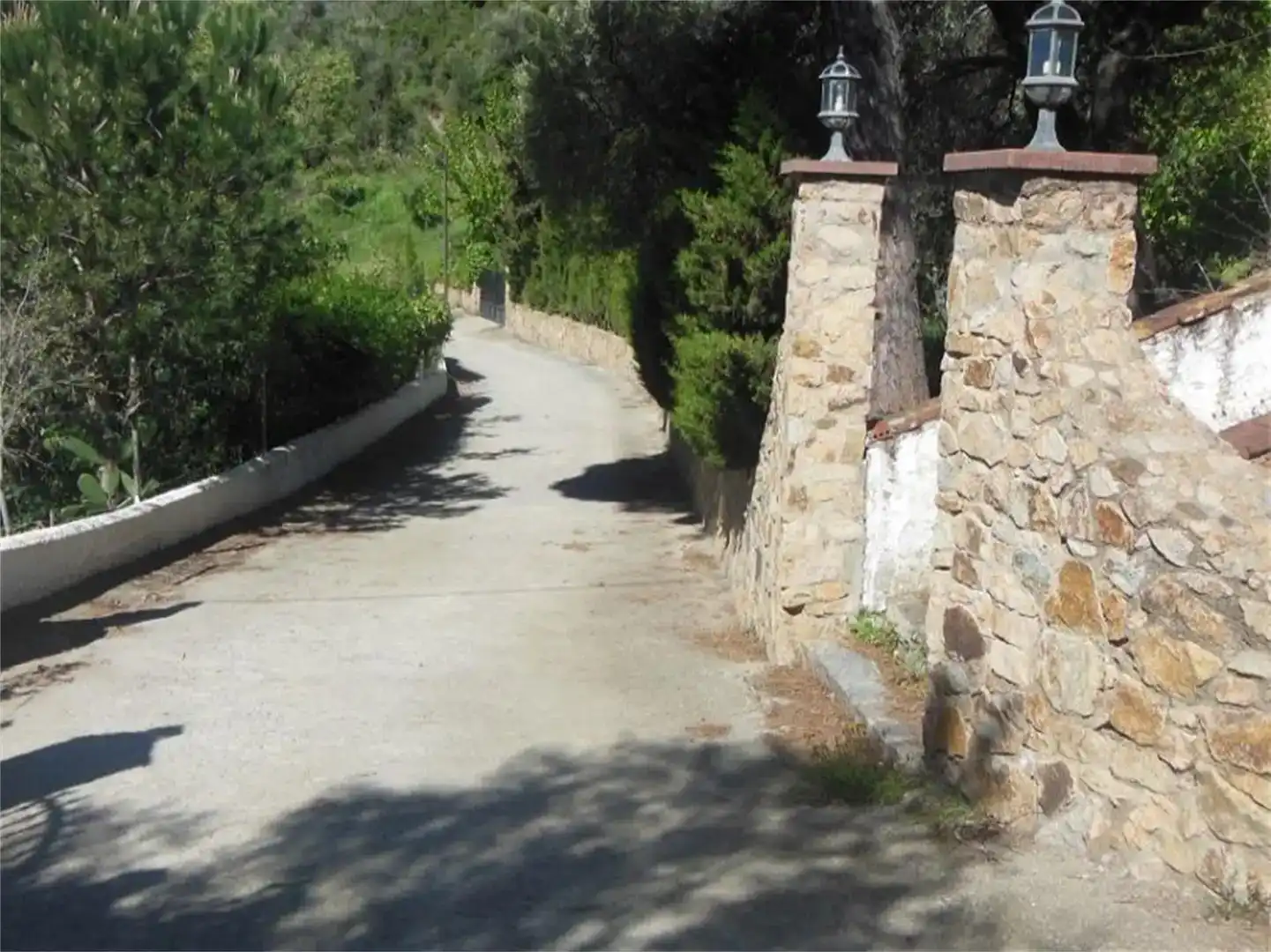 Vista exterior de Finca rústica en venda en Tordera amb Jardí privat, Traster i Moblat