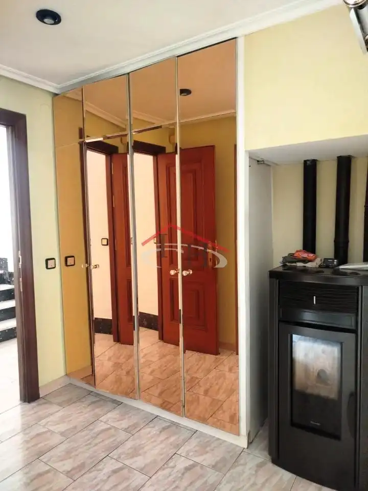 Casa o chalet en venta en León Capital  con Calefacción, Terraza y Balcón