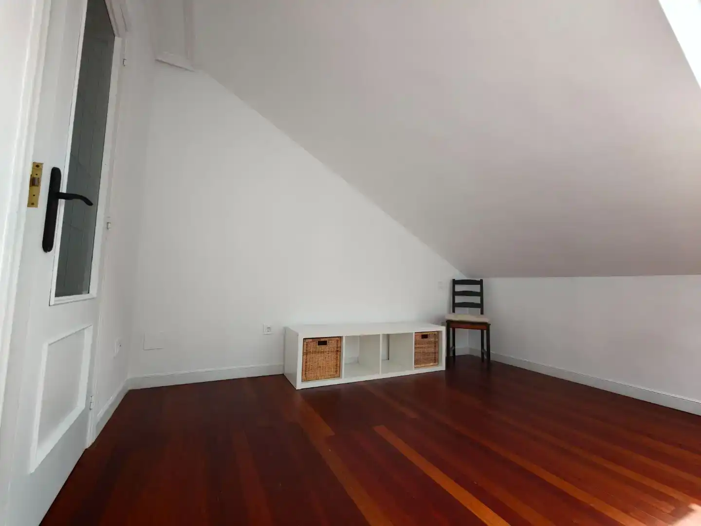Habitación de Dúplex de alquiler en Santander con Aire acondicionado, Parquet y Amueblado