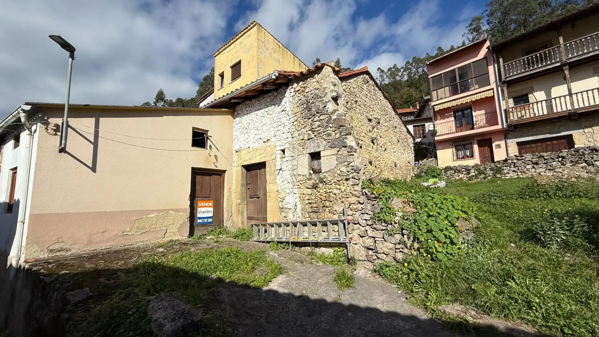 Außenansicht von Residential zum Verkauf in Val de San Vicente 