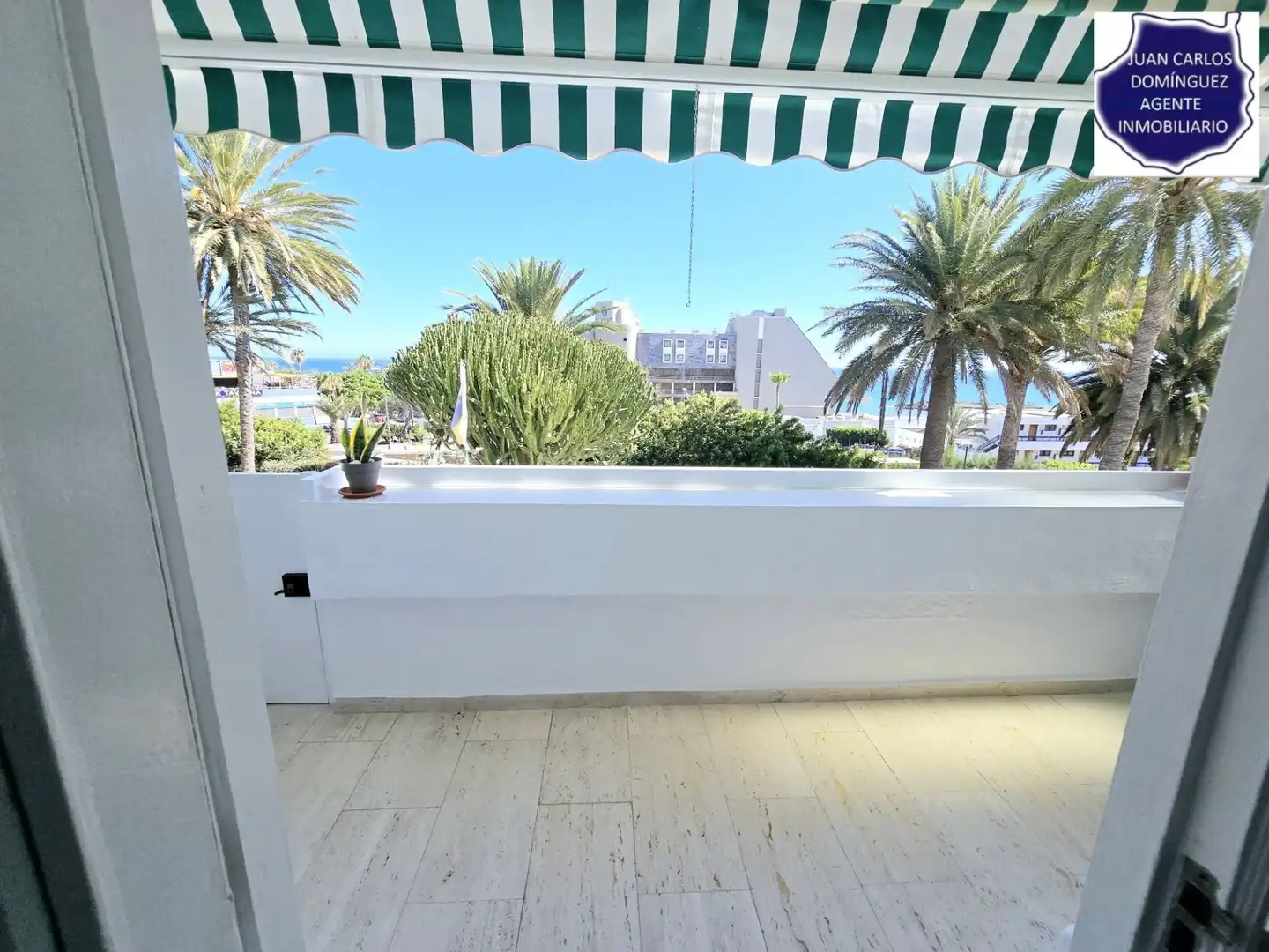 Vista exterior de Apartament de lloguer en San Bartolomé de Tirajana amb Terrassa, Moblat i Piscina comunitària