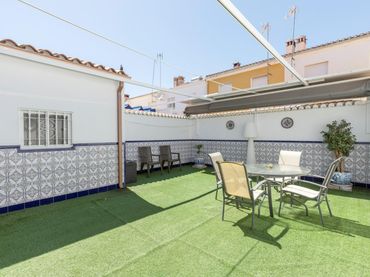 Reihenhaus mit Balkon zum Verkauf in Peligros