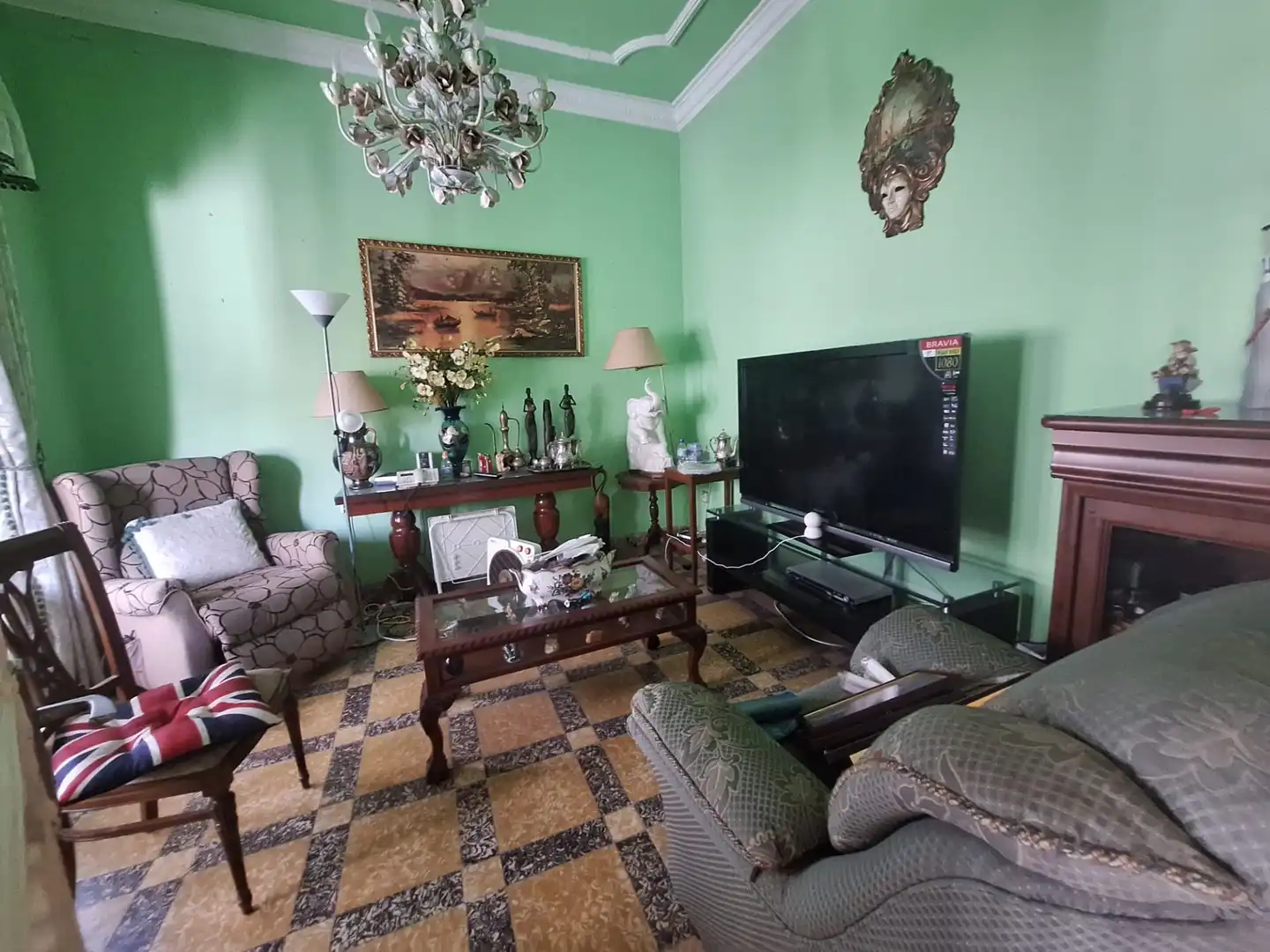 Living room of Houses for sale in La Línea de la Concepción  with Terrace, Furnished and Alarm