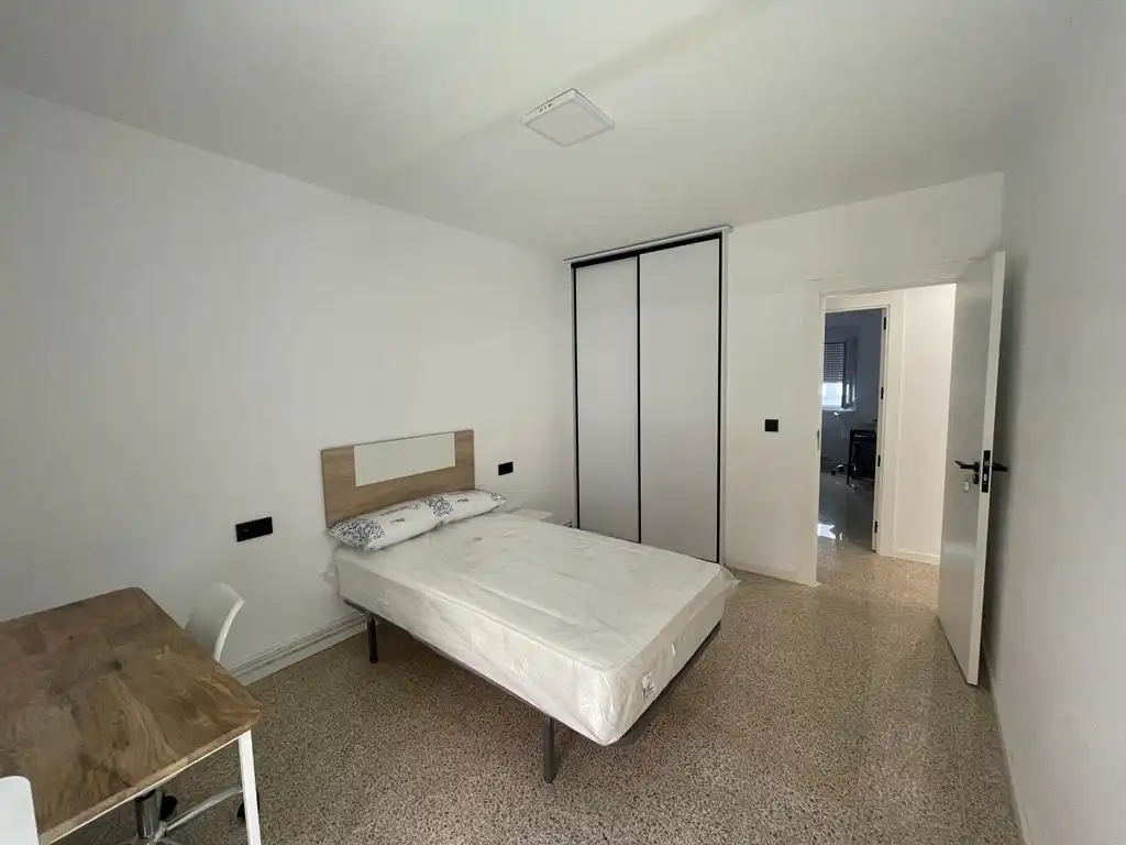 Flat for rent in Calle Ribera del Beiro, San Francisco Javier