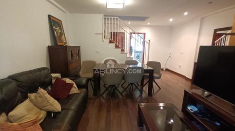 Foto 2 de Casa adosada en venta en La Banda - Campo de Fútbol, Chiclana de la Frontera