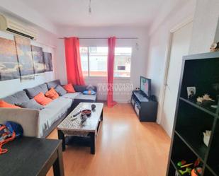 Living room of Flat for sale in Vélez-Málaga  with Air Conditioner