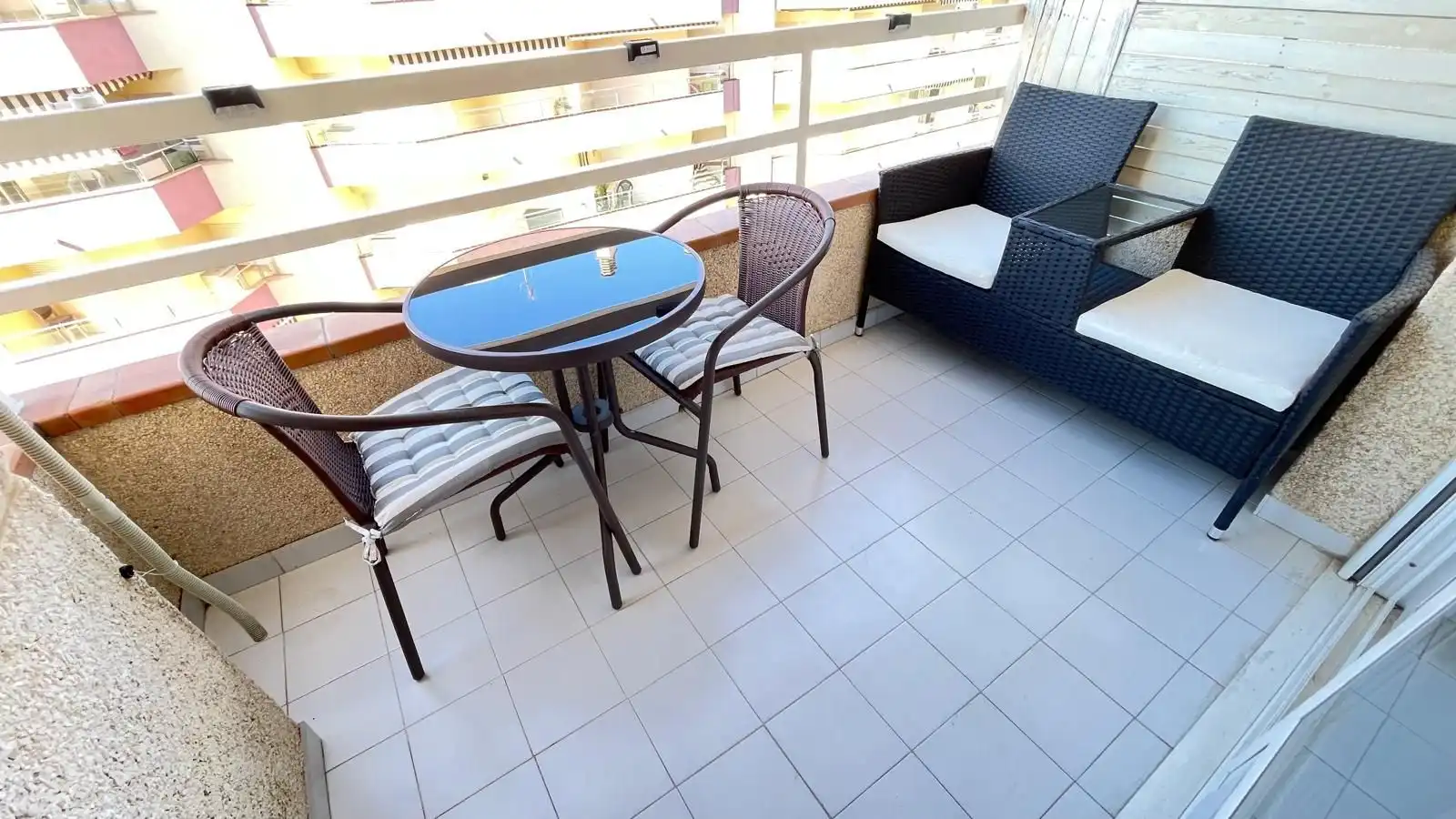 Terraza de Apartamento en venta en Pineda de Mar con Aire acondicionado, Amueblado y Piscina comunitaria