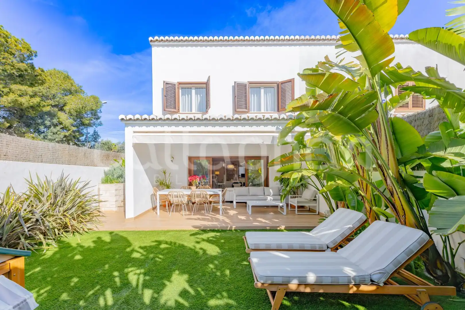 Vista exterior de Casa adosada en venta en Rocafort con Aire acondicionado, Calefacción y Jardín privado