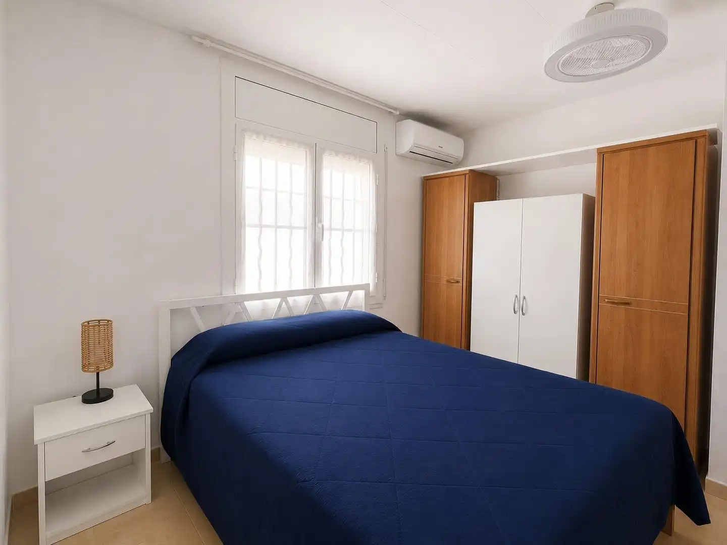 Bedroom of Houses for sale in Empuriabrava