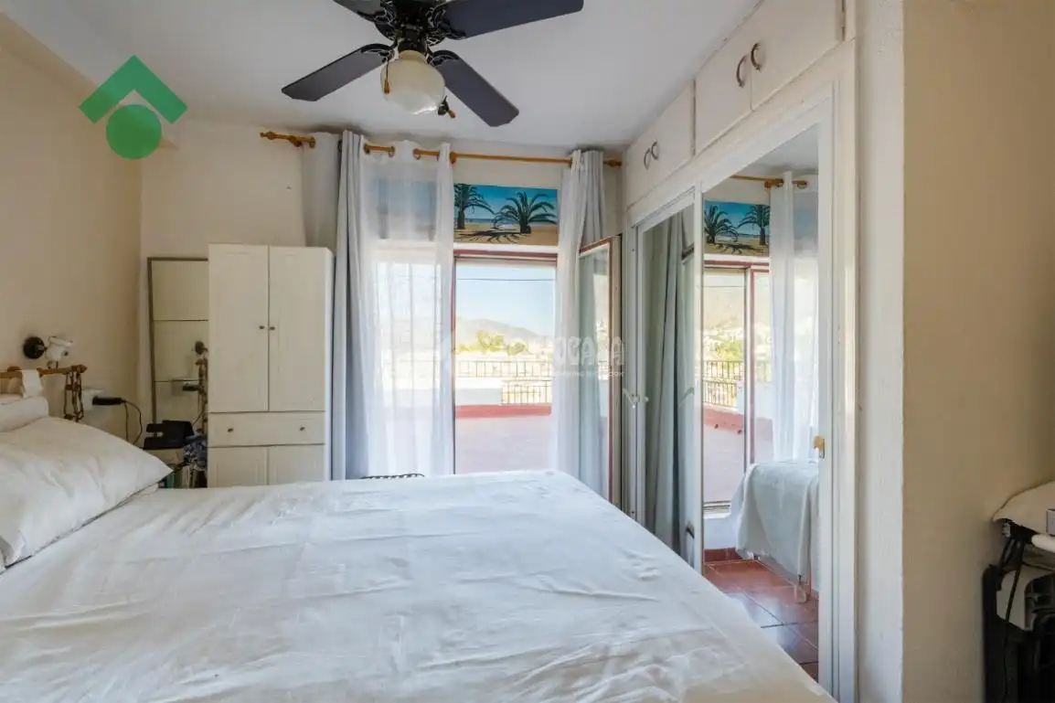 Bedroom of Flat for sale in Nerja