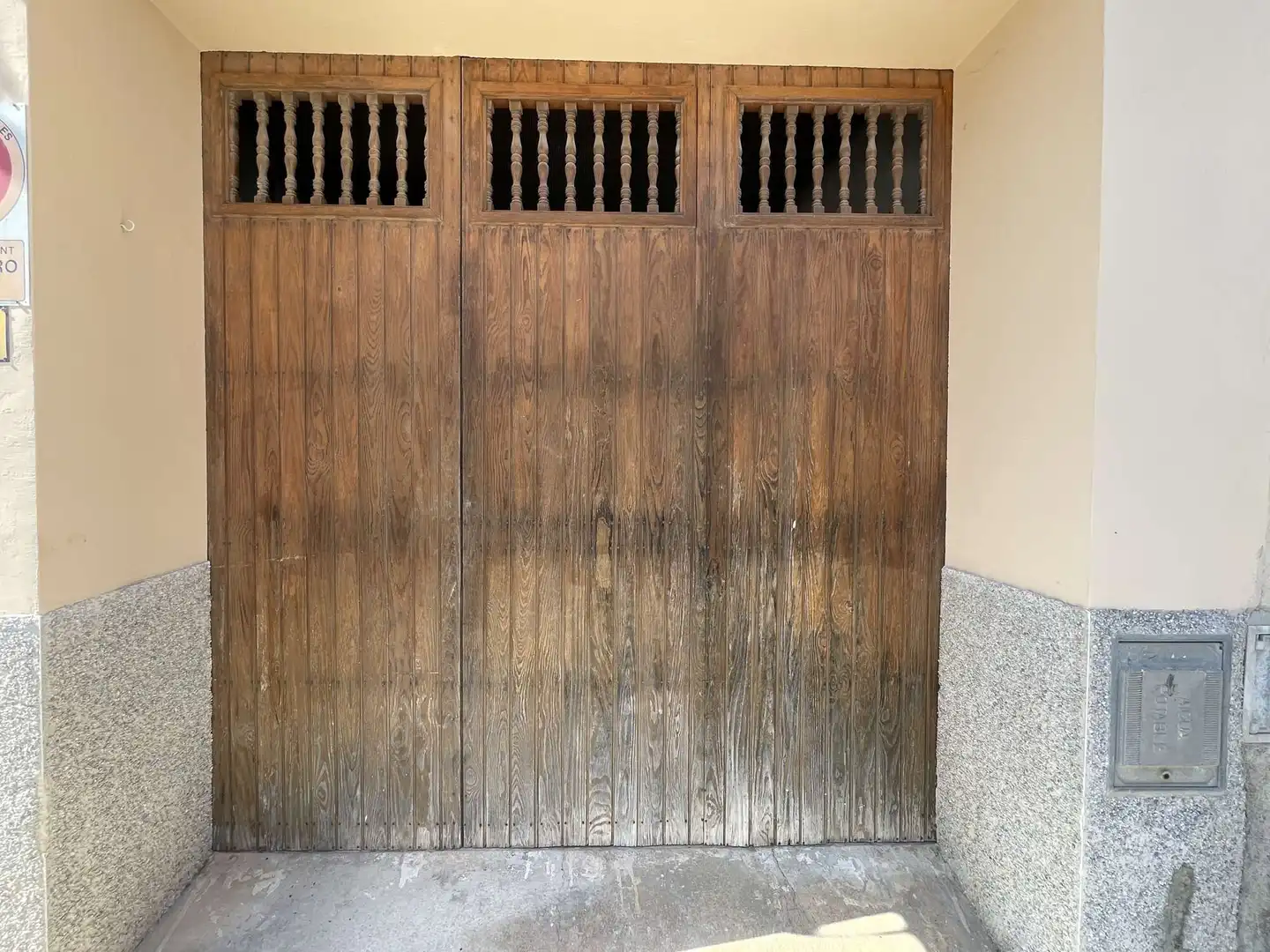 Vista exterior de Casa o xalet en venda en Muro amb Terrassa i Balcó