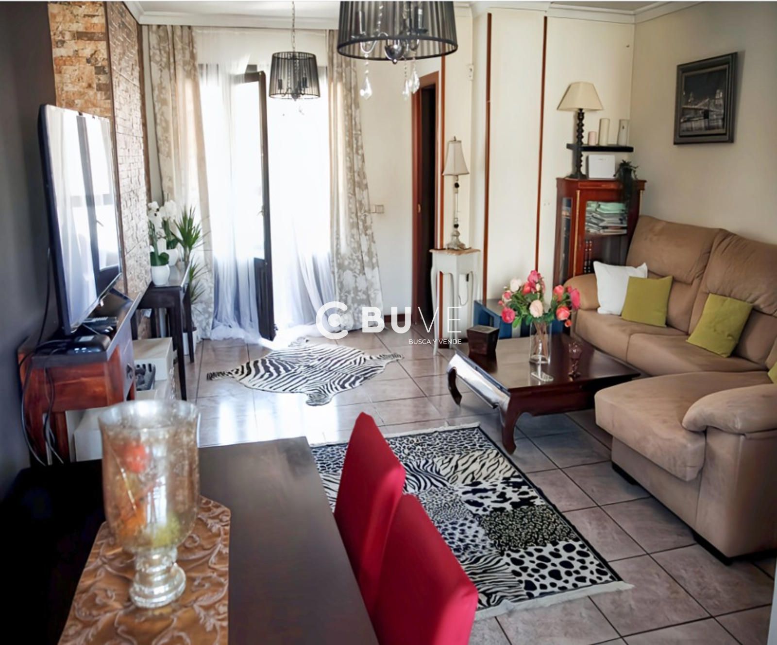 Sala d'estar de Casa adosada en venda en Aranjuez amb Terrassa i Traster