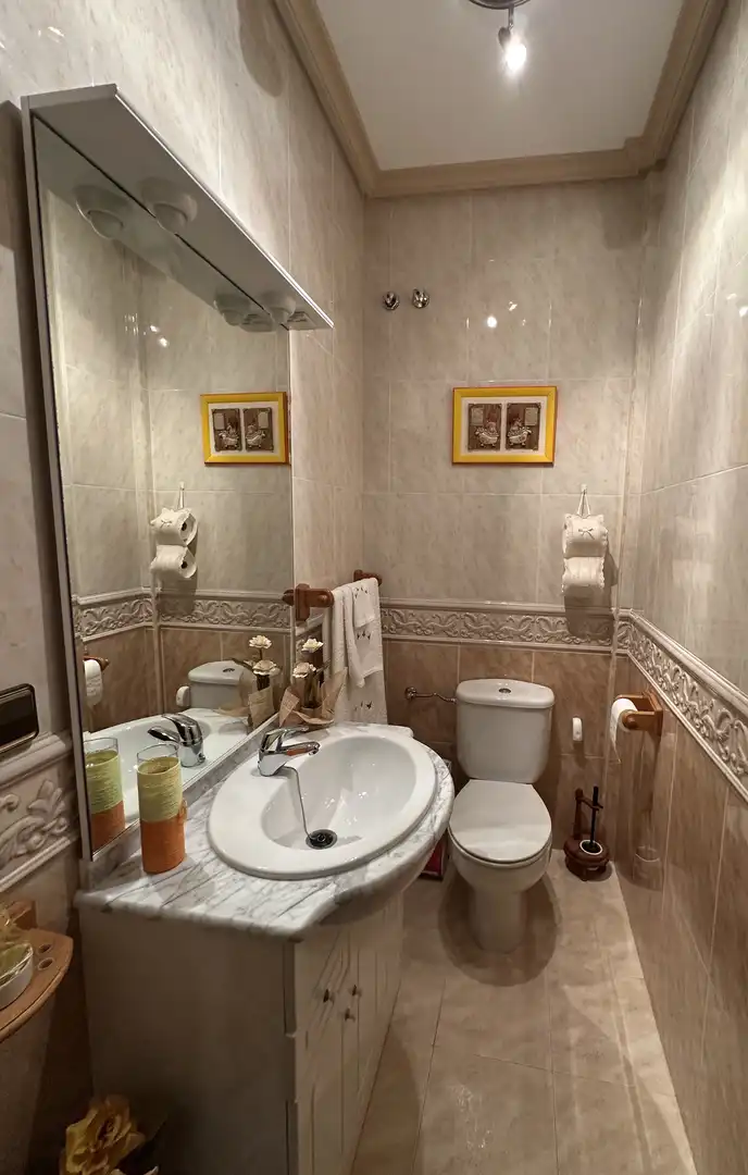 Bathroom of Flat for sale in Úbeda  with Air Conditioner