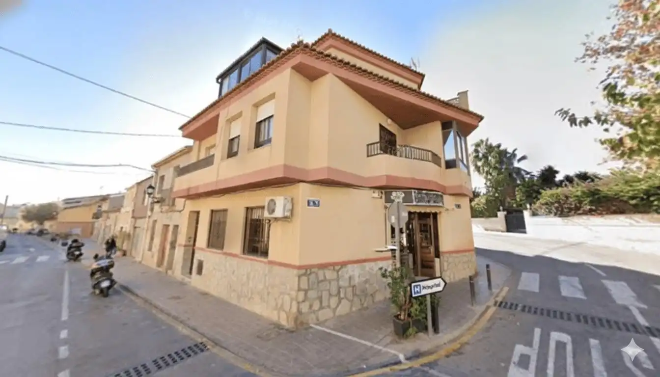 Vista exterior de Edificio en venta en Sant Joan d'Alacant