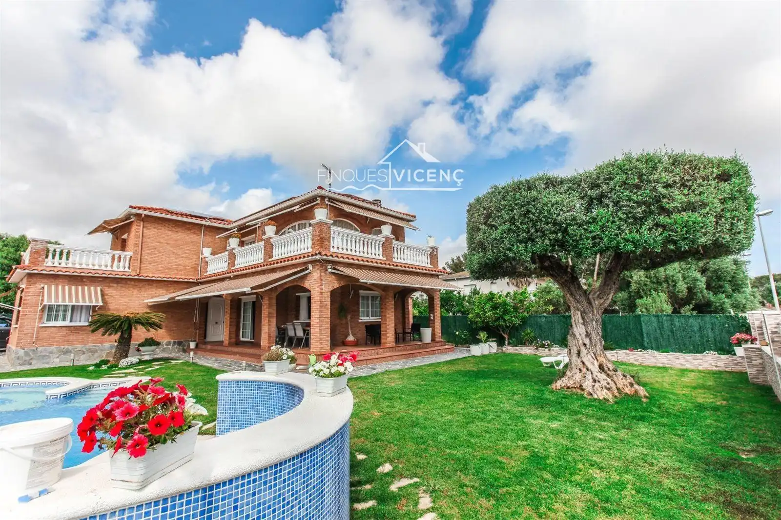 Villa con piscina in vendita a ACUARI, imagen 2