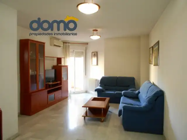 Flat for rent in Calle Emilia Pardo Bazán, Joaquina Eguaras