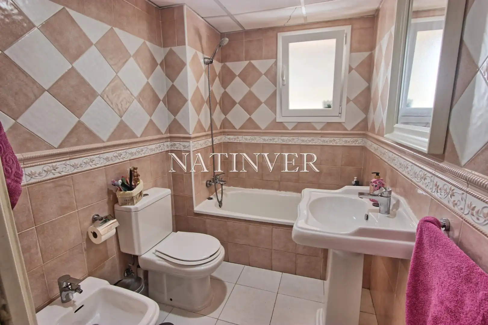 Bathroom of Flat for sale in Rincón de la Victoria  with Air Conditioner and Terrace