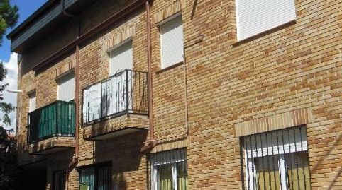 Foto 3 de Piso en venta en Seis de Diciembre, Colmenarejo, Madrid