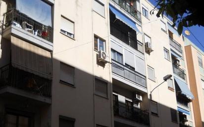 Vista exterior de Pis en venda en Mislata amb Alarma