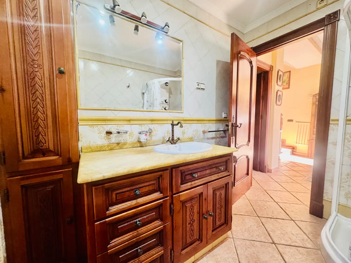 Bathroom of Houses for sale in Mijas  with Air Conditioner, Heating and Private garden