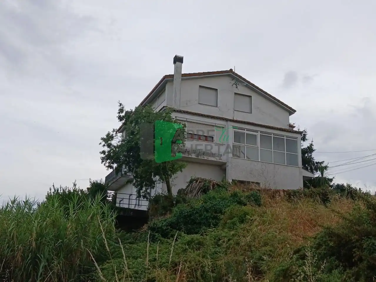 Vista exterior de Casa o chalet en venta en Ourense Capital  con Calefacción, Jardín privado y Terraza