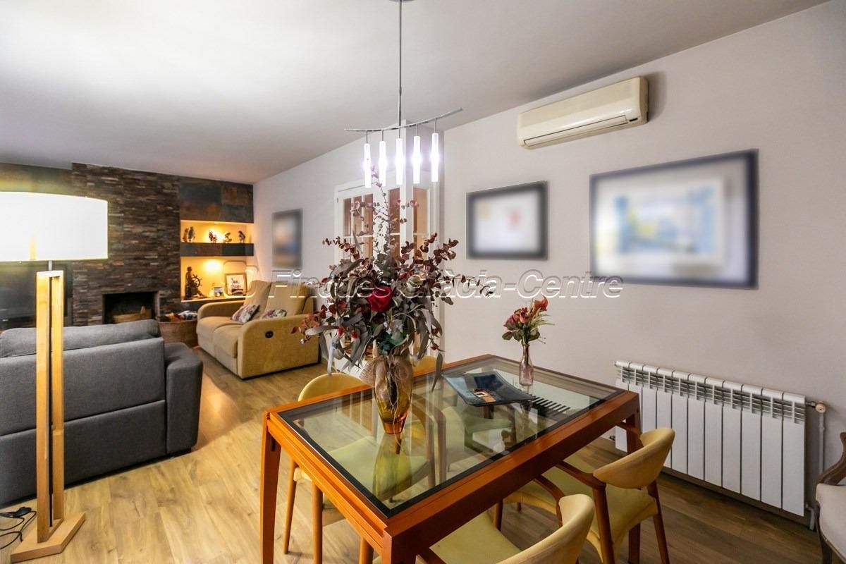 Dining room of House or chalet for sale in Sabadell  with Air Conditioner, Heating and Private garden