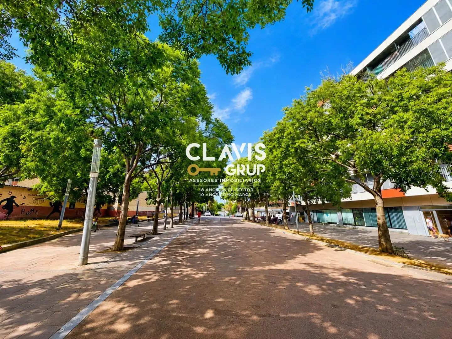 Außenansicht von Wohnung zum Verkauf in Barcelona mit Terrasse und Alarm