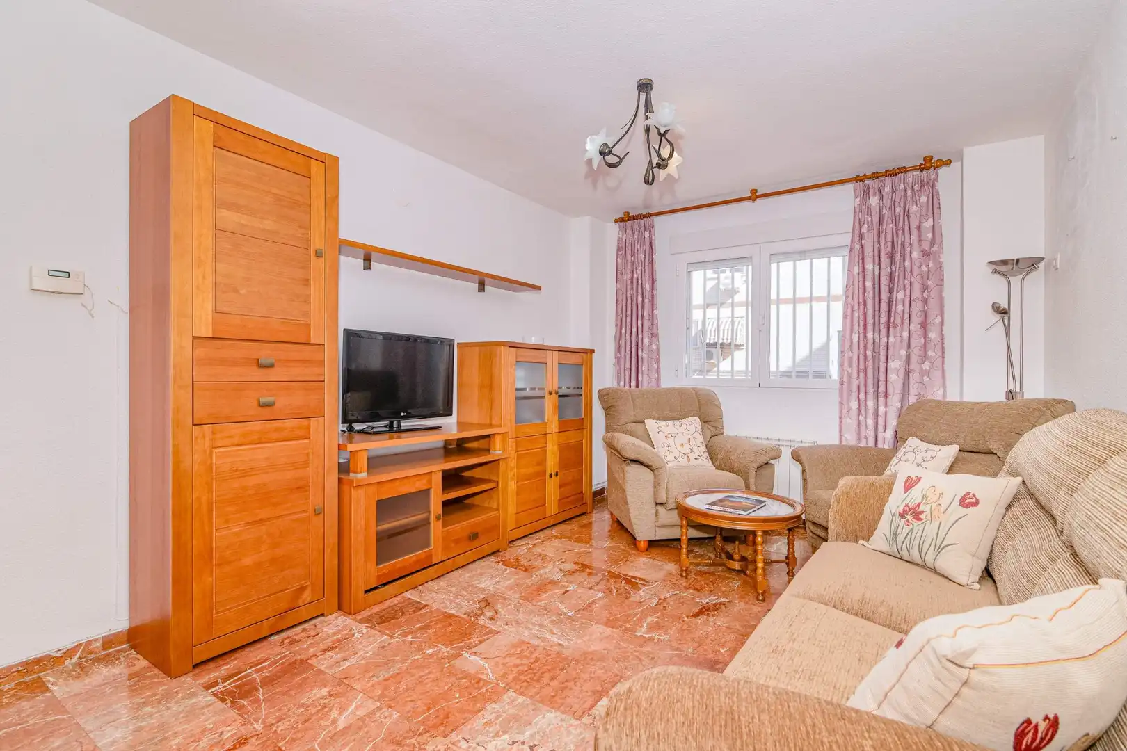 Sala de estar de Piso en venta en Granada