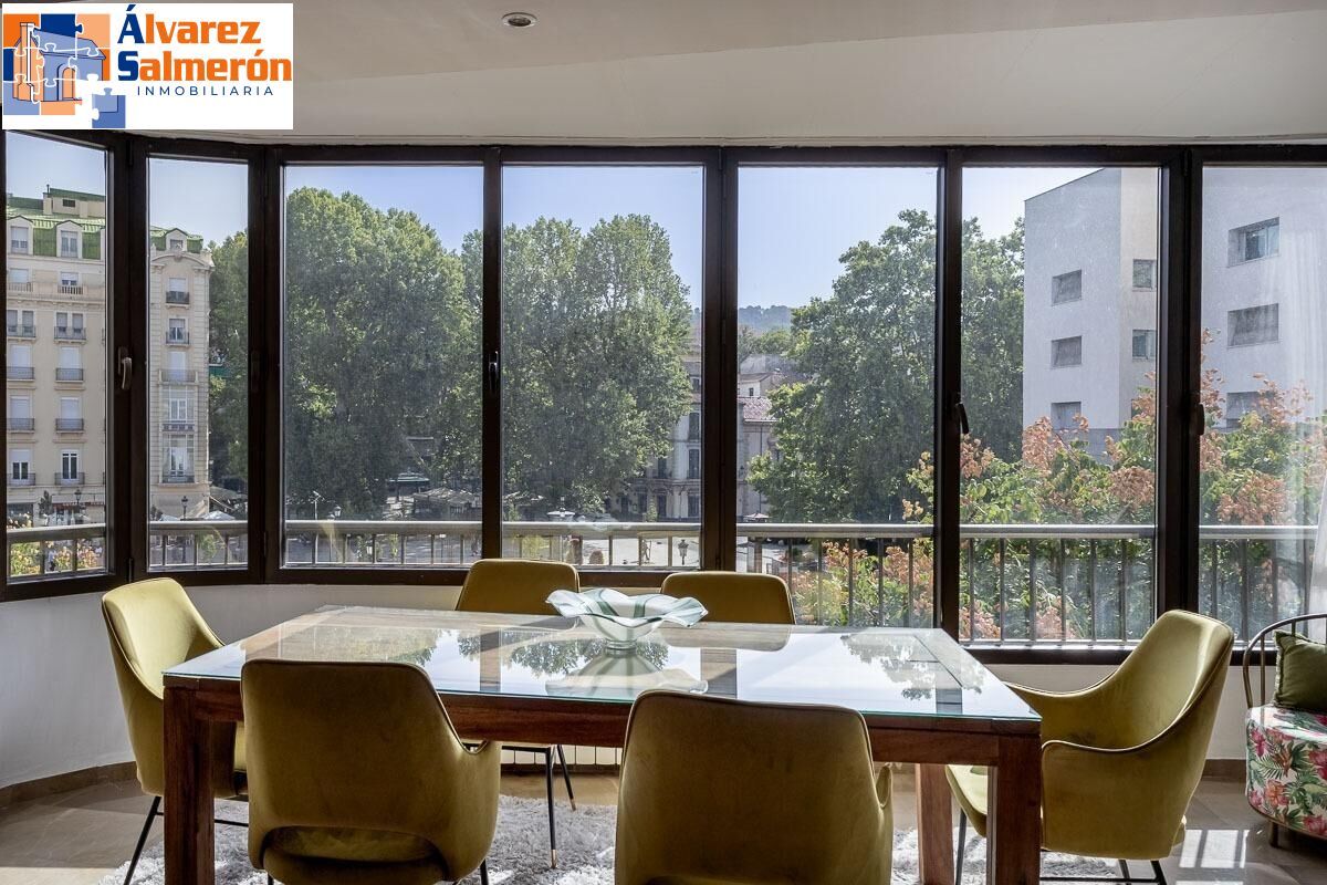 Dining room of Flat for sale in  Granada Capital  with Air Conditioner and Heating