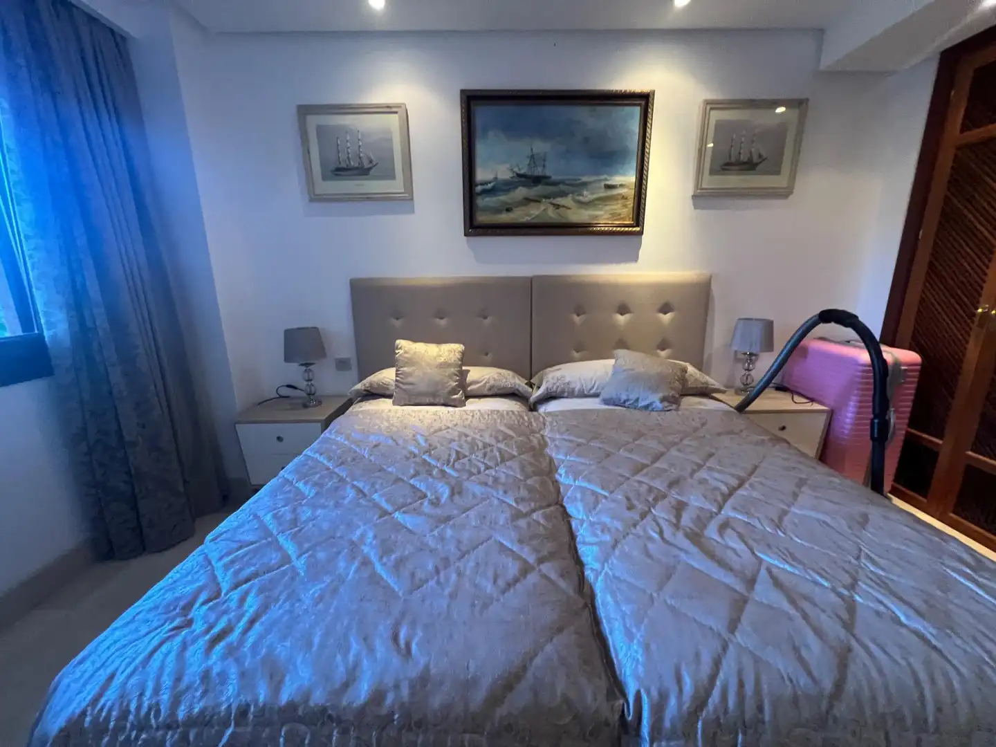 Schlafzimmer von Wohnung zum Verkauf in Estepona mit Klimaanlage, Privatgarten und Terrasse