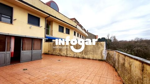 PISO CÉNTRICO CON GRAN TERRAZA EN O ROSAL