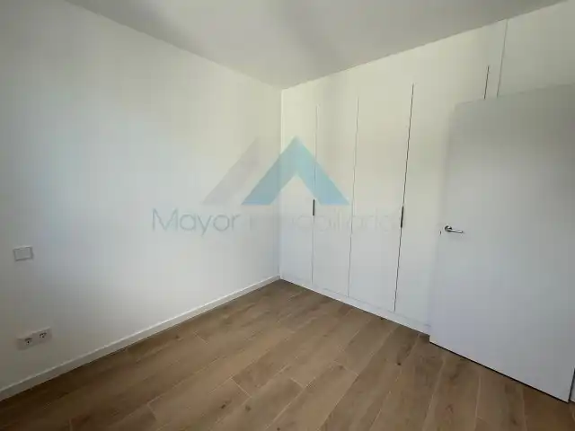 Dormitori de Casa adosada de lloguer en Madrid amb Aire condicionat, Calefacció i Parquet
