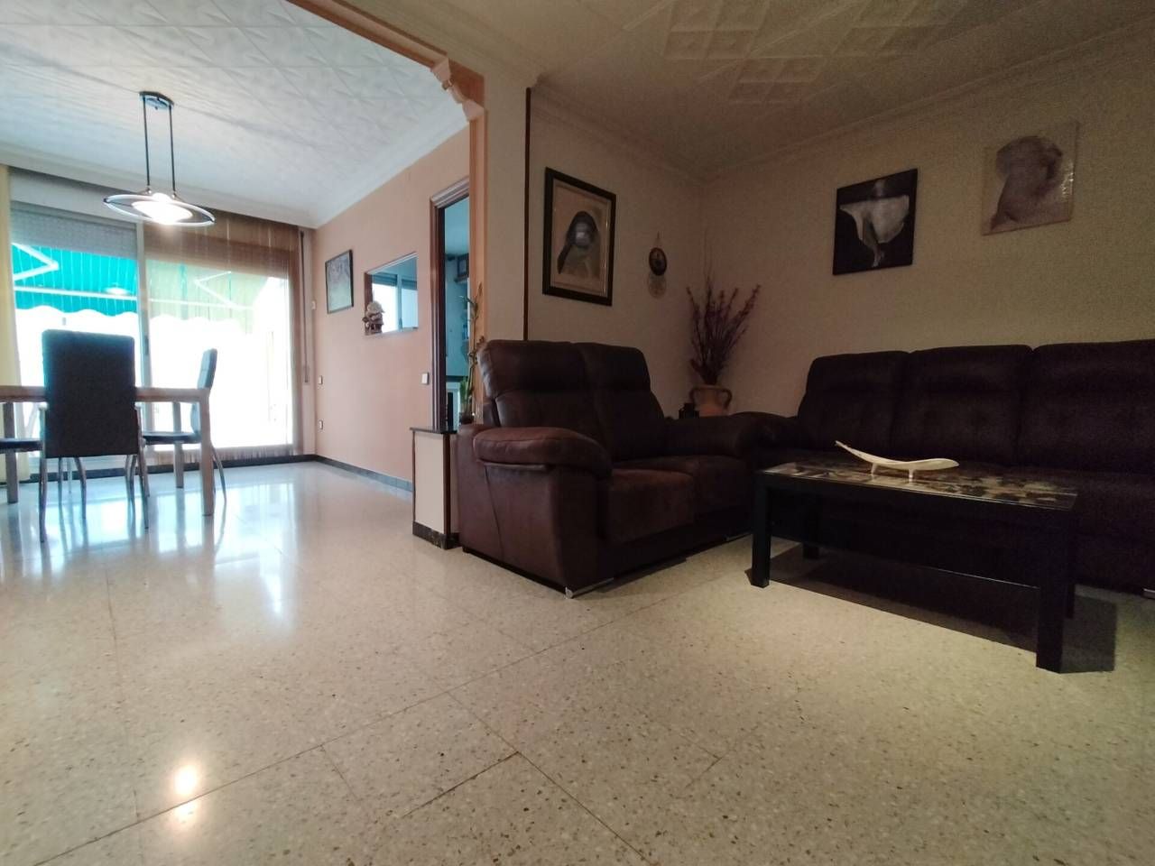 Sala d'estar de Casa o xalet en venda en Terrassa amb Calefacció i Terrassa