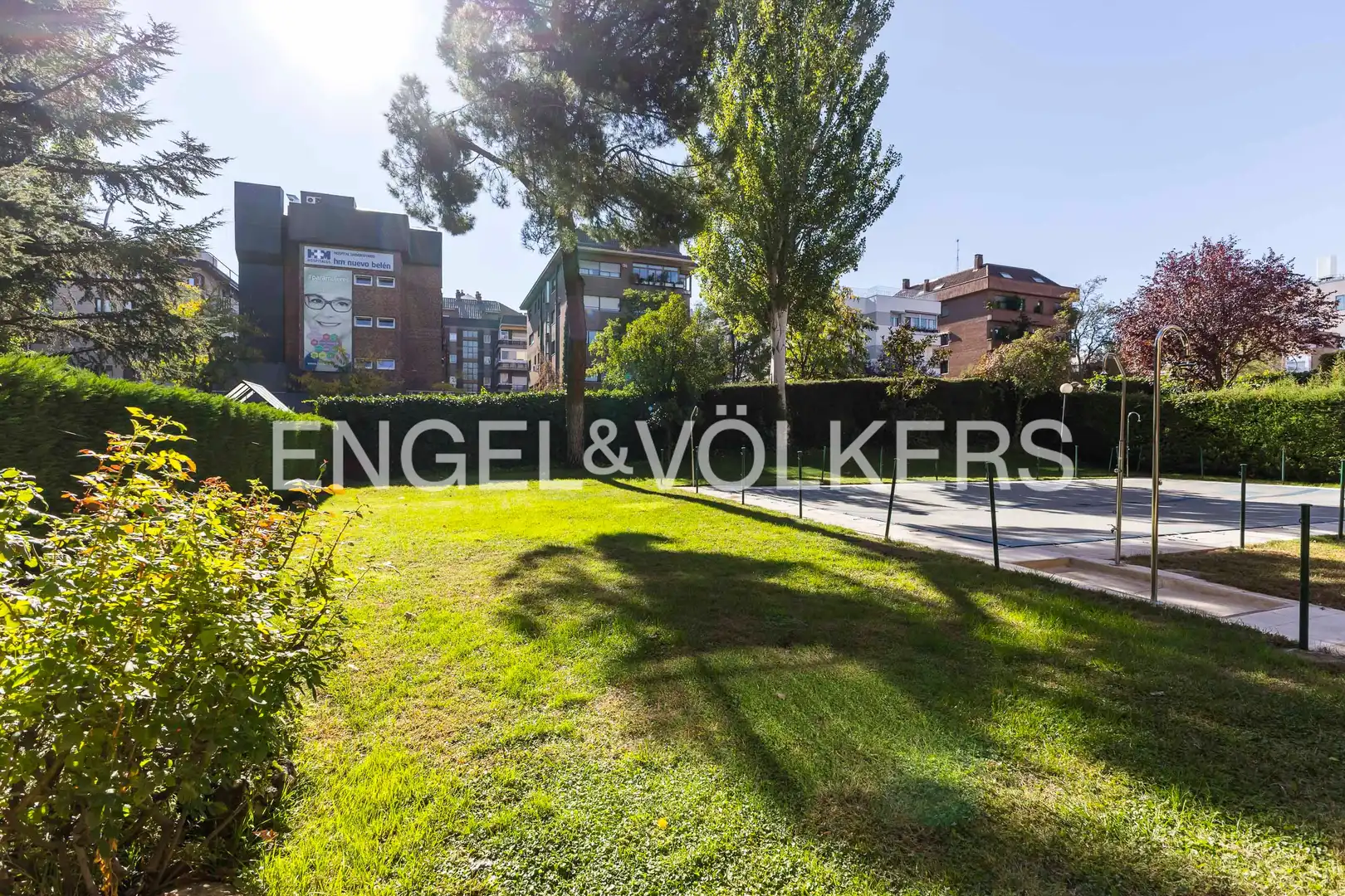 Vista exterior de Piso en venta en Ciudad Lineal