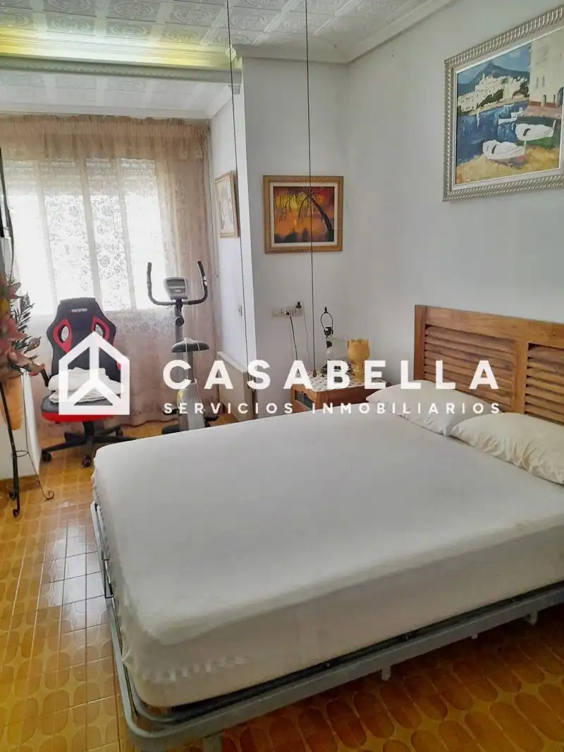 Dormitori de Casa o xalet en venda en Vinalesa amb Aire condicionat, Calefacció i Jardí privat