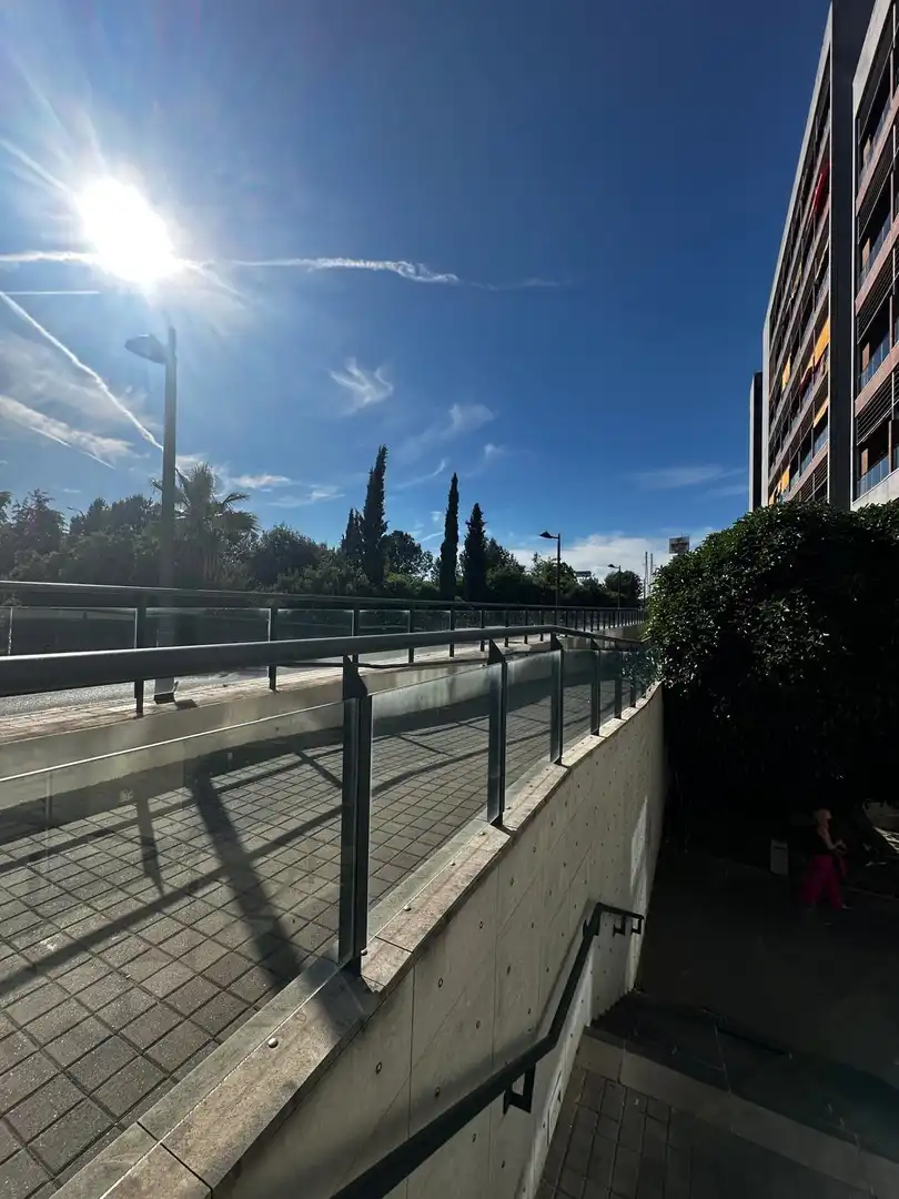 Vista exterior de Local en venta en Xirivella
