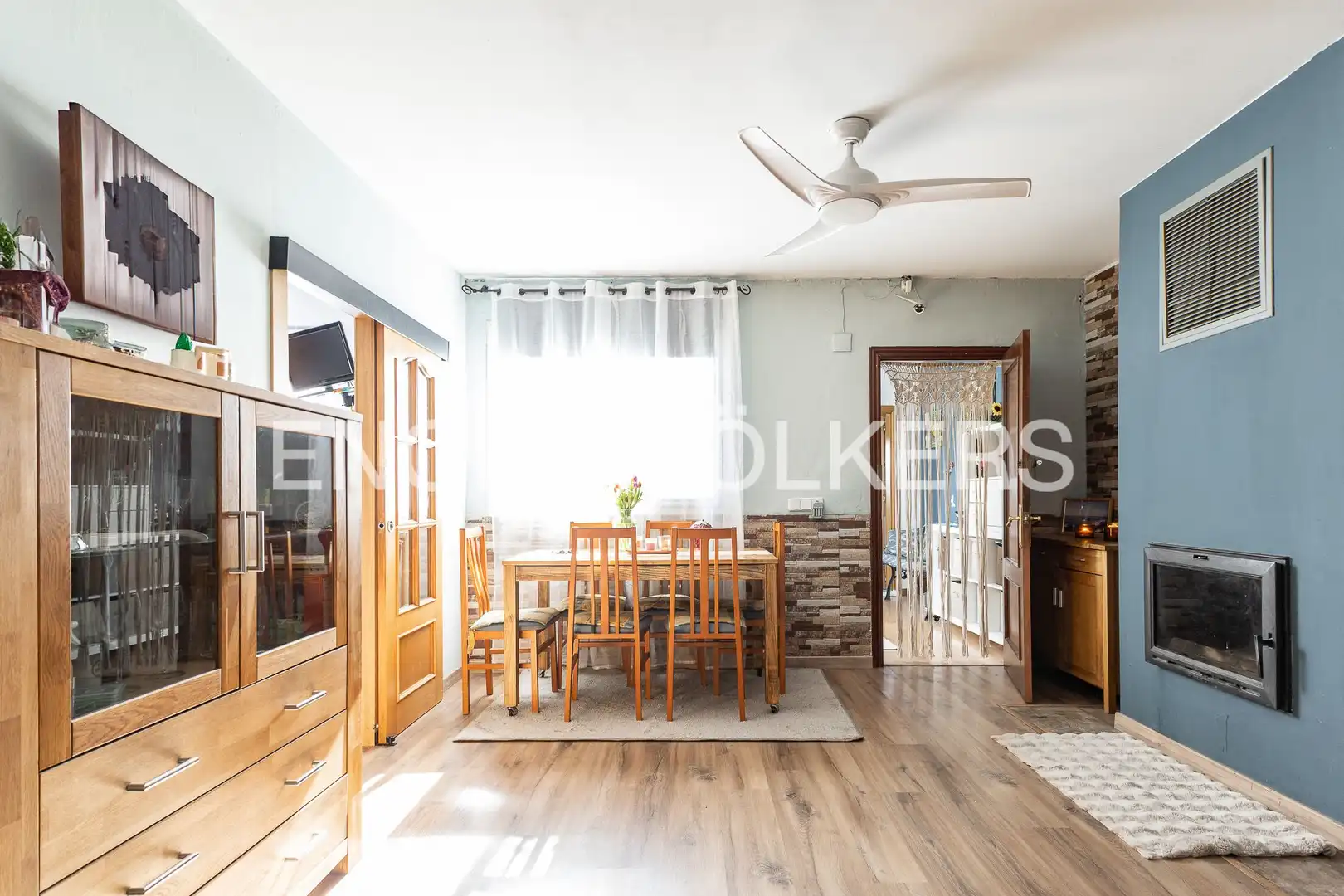 Vista exterior de Casa o chalet en venta en Manresa con Calefacción