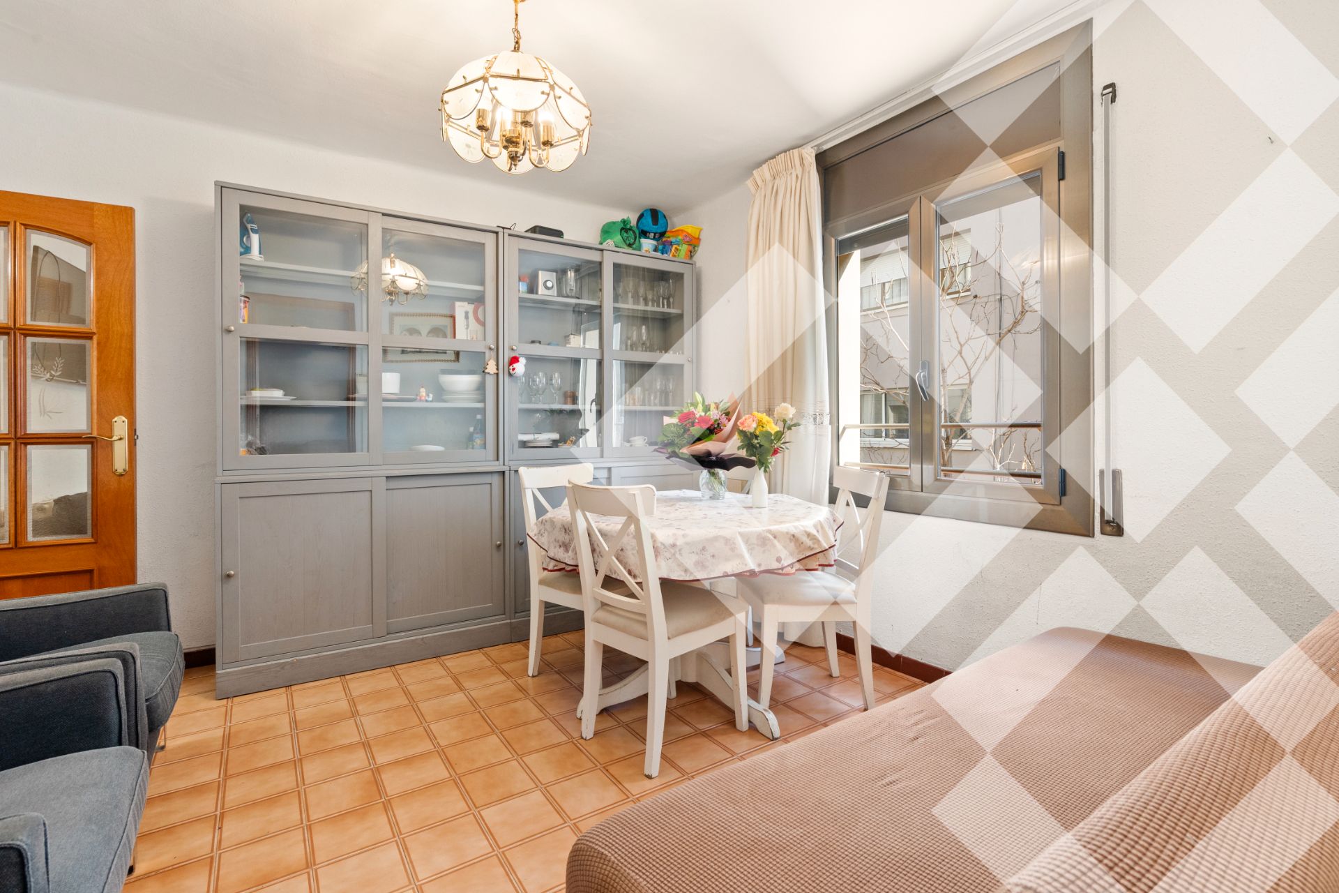 Dining room of Flat for sale in L'Hospitalet de Llobregat  with Heating, Furnished and Oven