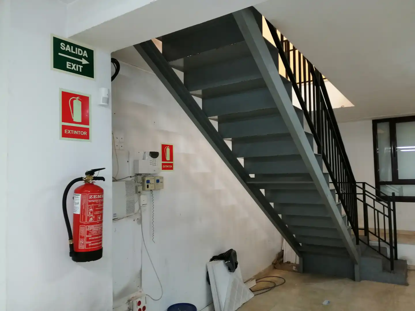 Geschaftsraum zur Miete in Calle Muñoz Degraín, 42, Auditorio - Seminario - Parque de Invierno