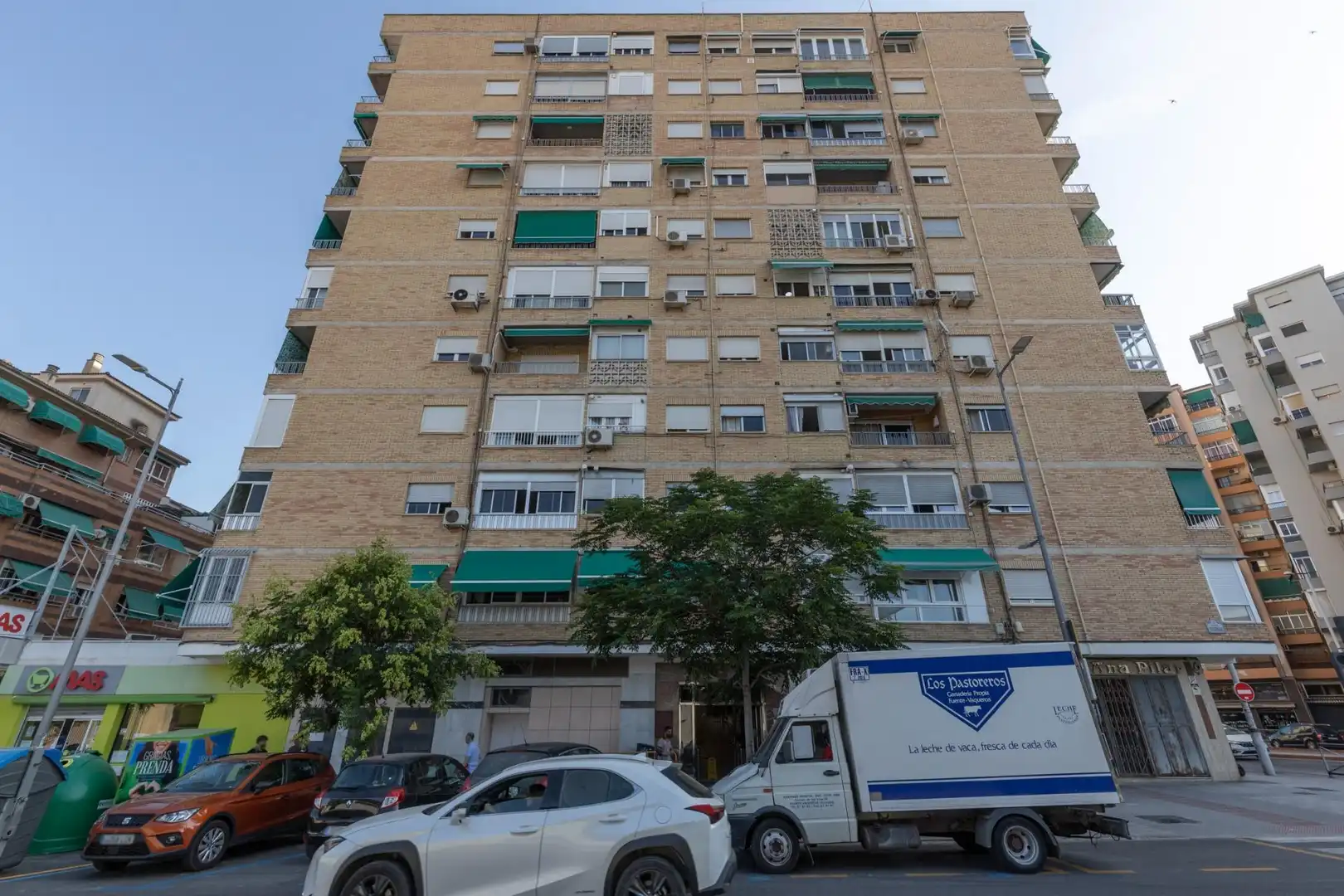 Flat with terrace for sale in Calle Palencia 23, imagen 5